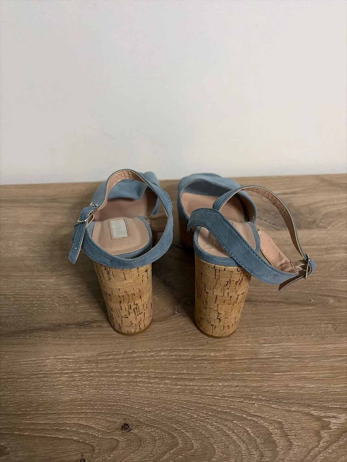 Heeled sandals – photo 3
